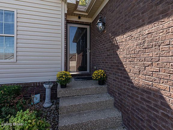 5th image of 237 Hill Terrace Dr
