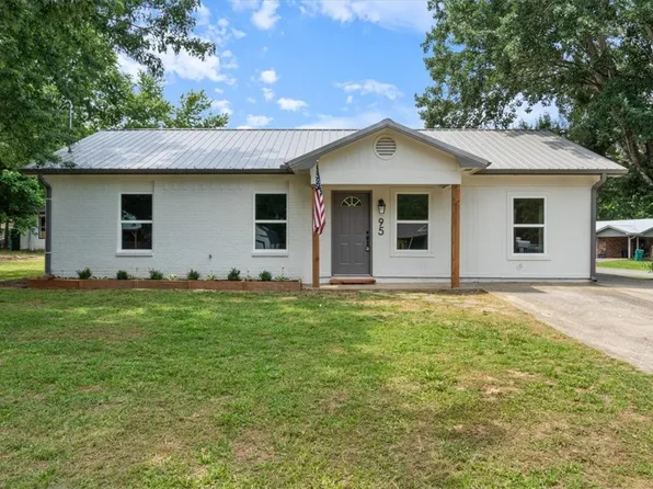 95 Pleasant St, West Fork, AR 72774
