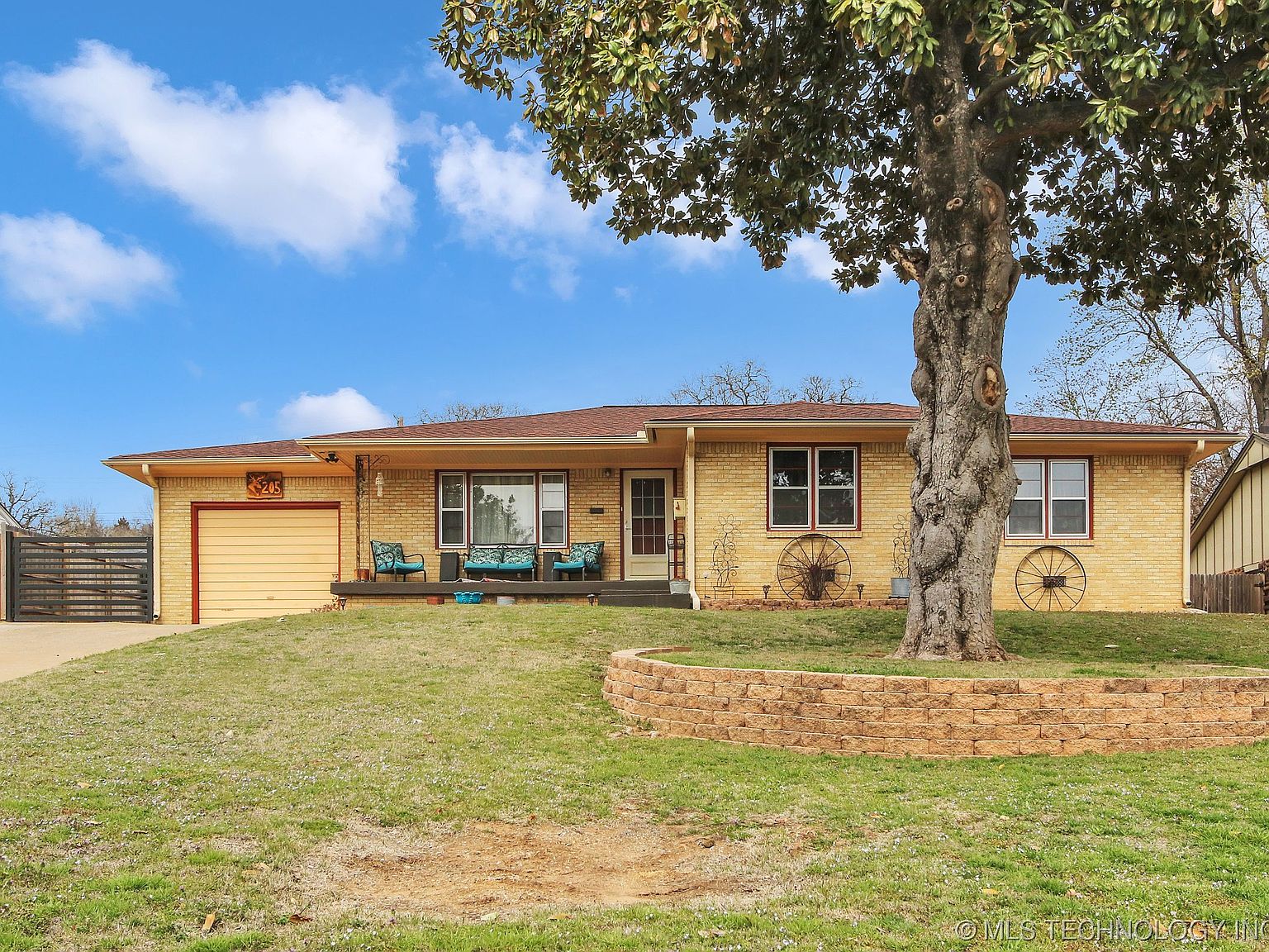 205 E 12th St, Sand Springs, OK 74063 Zillow