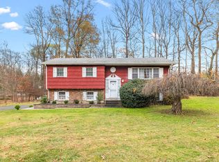 93 Aleanne Ter, Bardonia, NY 10954