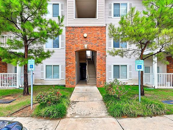 2nd image of 2200 Classen Blvd APT 2132