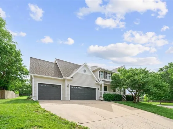 10001 N Wayne Pl, Kansas City, MO 64155