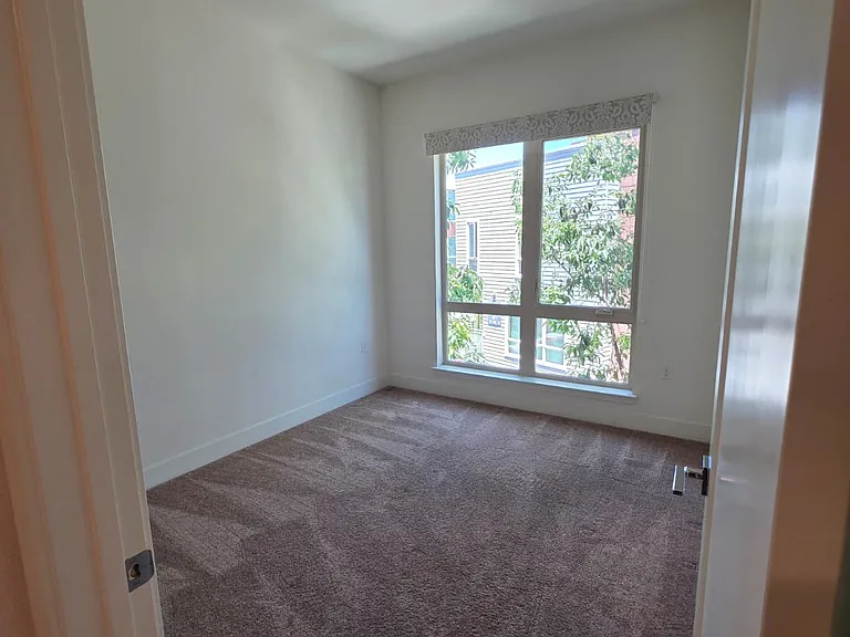 380 Riesling Ave #33 — Photo 14