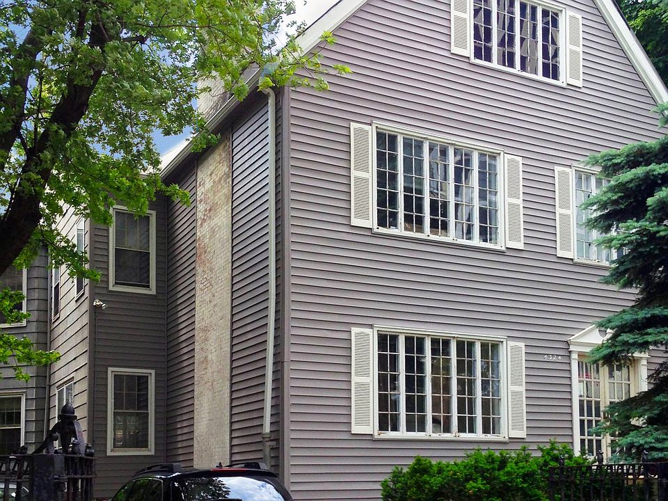 1st image of 4324 N Clarendon Ave