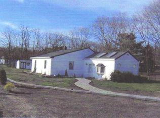 98 Cottrell Rd, Matawan, NJ 07747