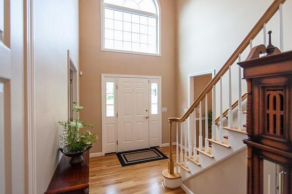 2nd image of 3 Buckingham Dr