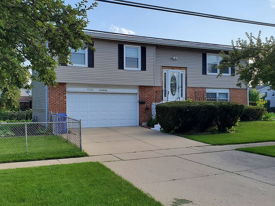 1st image of 1126 S Oakwood Dr