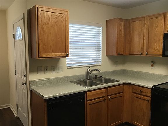 4th image of 6812 Wallace View Ct