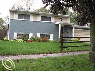 1st image of 902 Panorama Dr