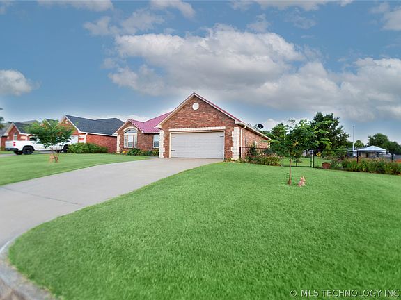 5th image of 1400 Sweetgum Pl