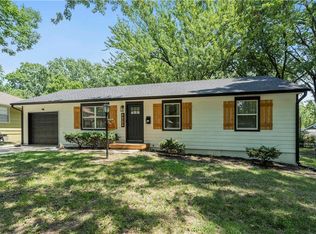 403 NE Corder St, Lees Summit, MO 64063
