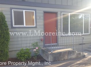 1415 SE Cora St APT 1, Portland, OR 97202