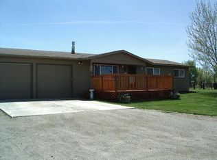 1824A S 2000th #E, Gooding, ID 83330