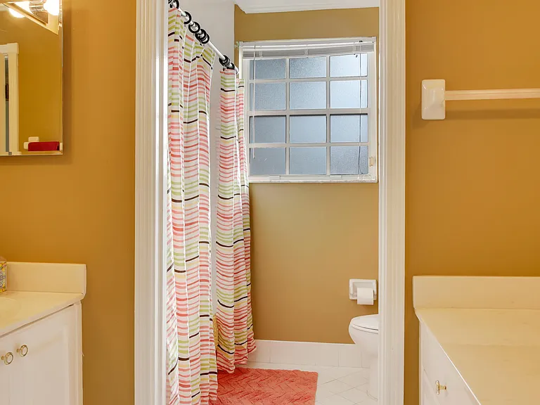 2070 Chagall Cir — Photo 28