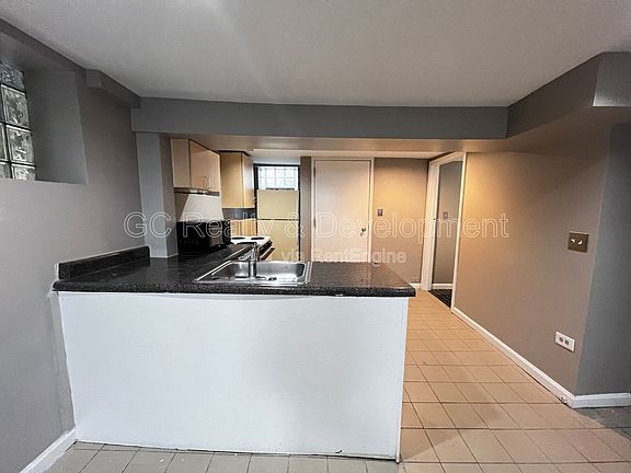 4th image of 2227 N Clybourn Ave #G