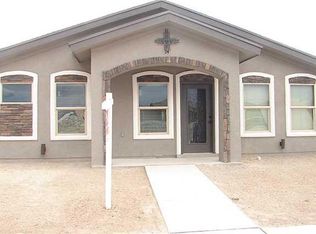 6412 Amber Nicole Ln, El Paso, TX 79932