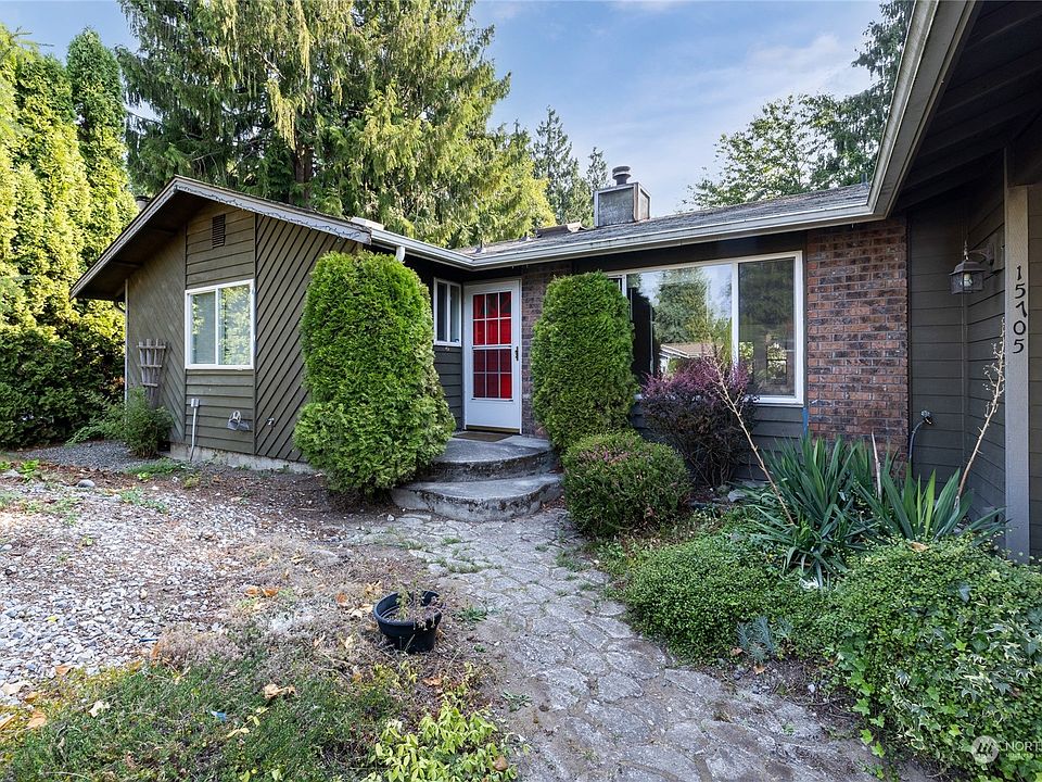 1st image of 15705 88th Avenue E