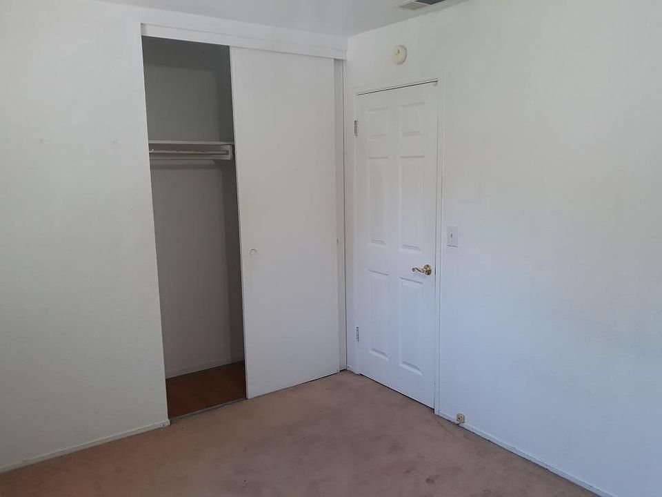 2nd image of 2115 Quinn Ave
