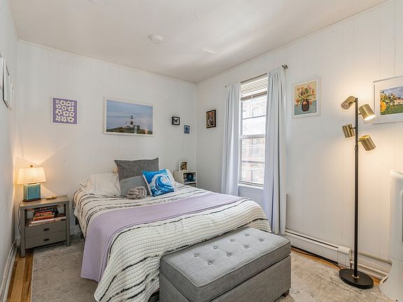 4th image of 311 Grand St #3