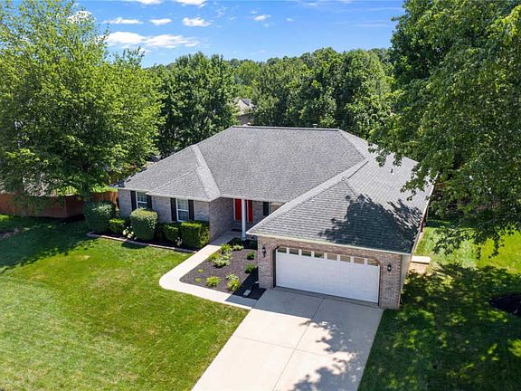 3rd image of 107 Hodgens Mill Ln