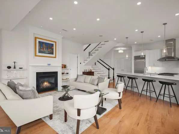 1210 R St NW APT 310, Washington, DC 20009
