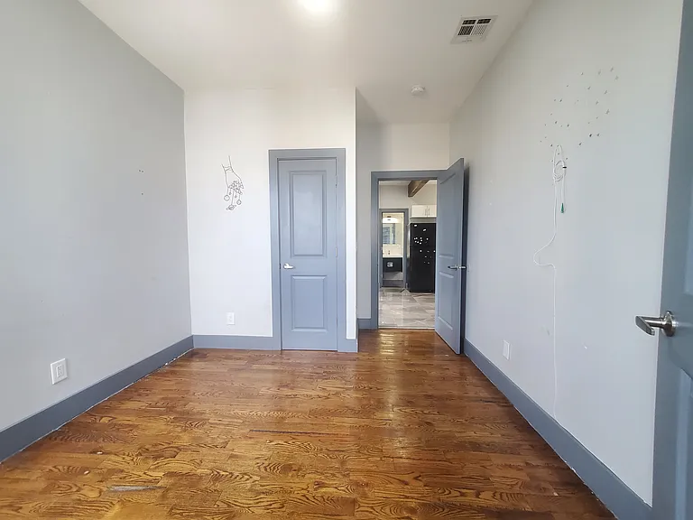 137 Myrtle Ave #3A — Photo 3