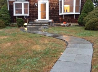 144 Killian Ave, Trumbull, CT 06611