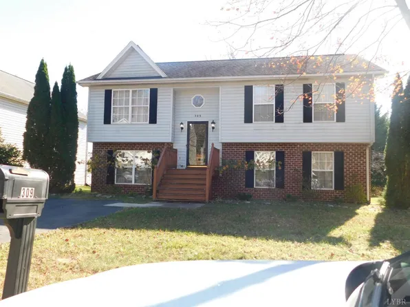 309 Blackhawke Dr, Lynchburg, VA 24502