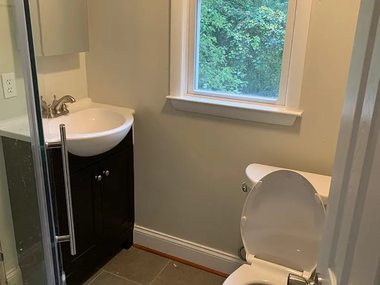 37 Hill Rd — Photo 8