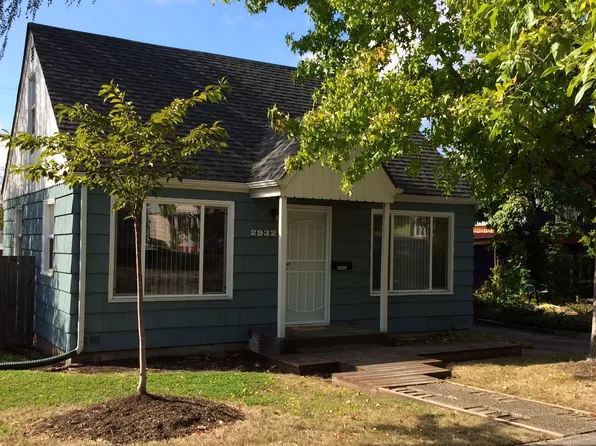 2932 Kincaid St, Eugene, OR 97405