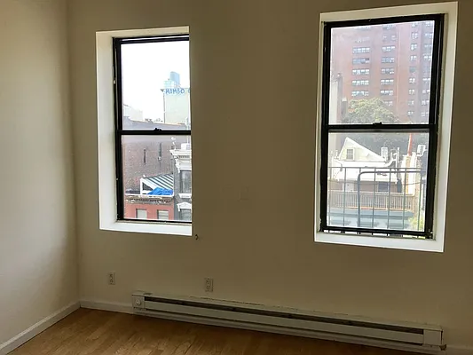 Rented by FirstService Realty (legacy) | media 3