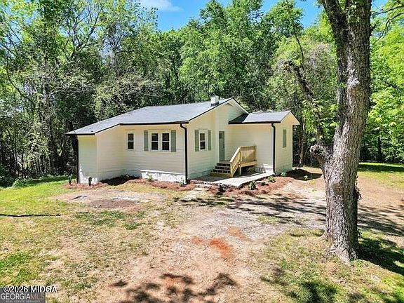 4th image of 1476 High Rd #42