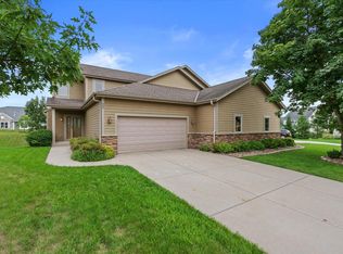 405-407 Century Oak Condominiu, Waukesha, WI 53188