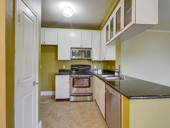 5th image of 22681 Oakgrove Unit 433