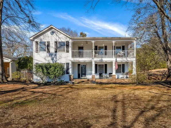 1704 Old Seneca Rd, Central, SC 29630