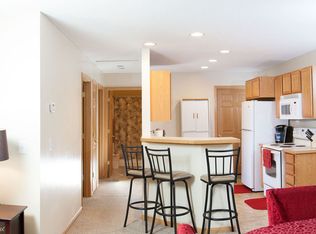 540 Lulu Ln, Roberts, WI 54023