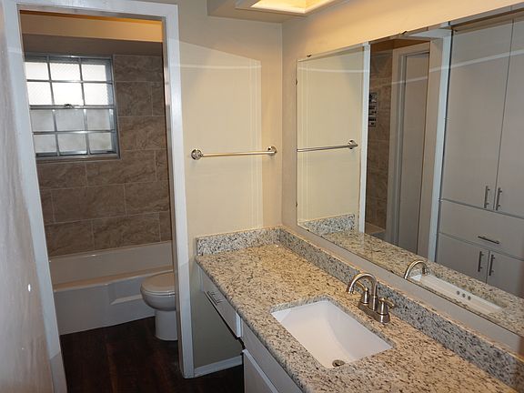 4th image of 11357 Glen Cross Dr
