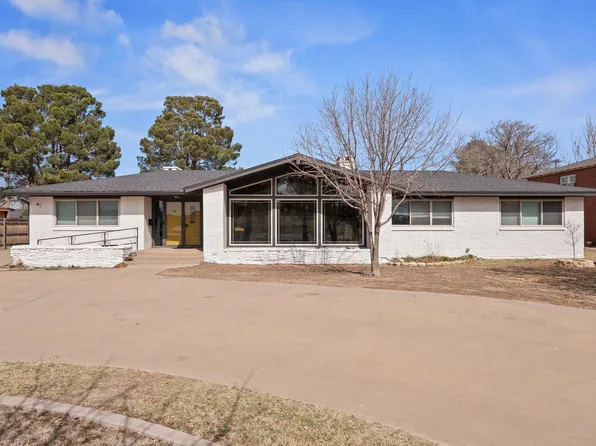 507 Clubview Dr, Levelland, TX 79336