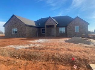 13147 Mannington Rd, Edmond, OK 73025