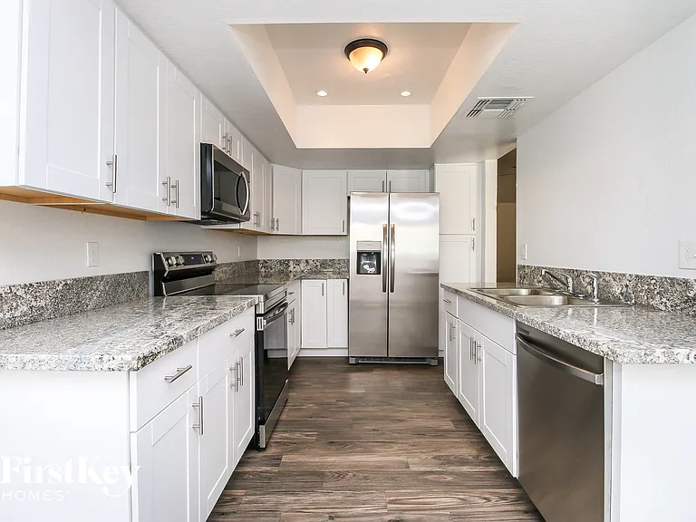 9991 E Victoria Ln — Photo 6