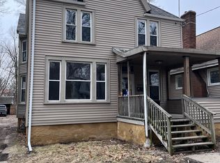 2143 N Linn St, Peoria, IL