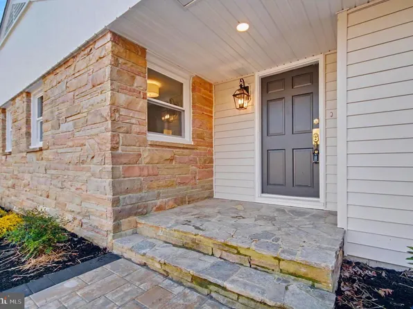 123 Spruce Ln, Annapolis, MD 21403