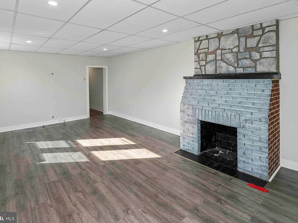 1st image of 132 W Ridge Rd #A