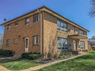 4548 N 92nd St, Milwaukee, WI 53225