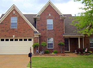 8288 Floral Springs Dr, Cordova, TN 38016
