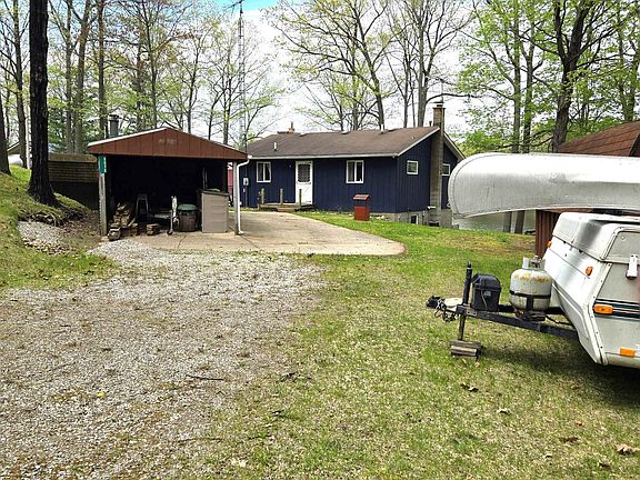 2nd image of 5073 Ruby Dr