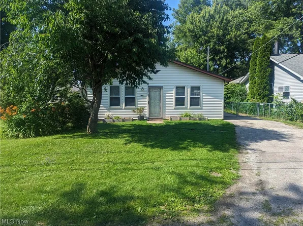 6745 Ottawa Ave, Madison, OH 44057