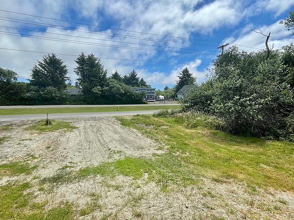 5th image of 170 Ocean Lake Way NW