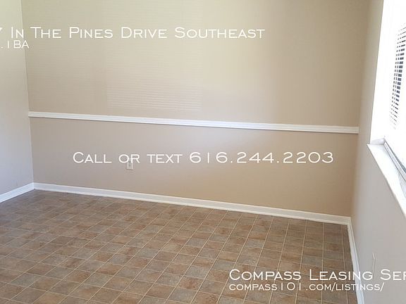3rd image of 6047 In The Pines Dr SE