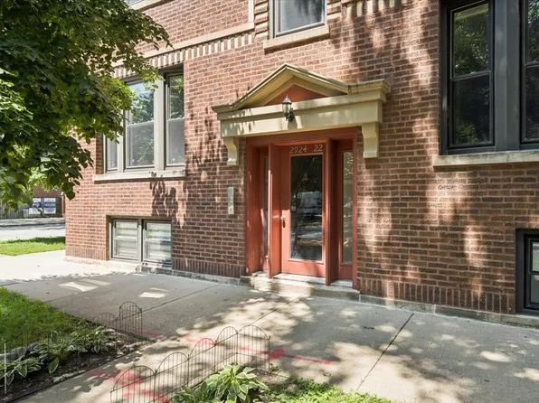 2924 W Berteau Ave #1, Chicago, IL 60618